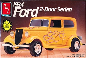 1934 Ford 2-Door Sedan (2 'n 1) Stock or Custom (1/25) (fs)
