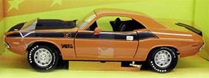 1970 Dodge Challenger T/A  Go Mango Black Striping & Interior(1/18) Rare Diecast  (fs)
