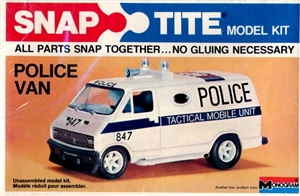 1970's Dodge Police Tactical Mobile Unit Van  Snap Kit (1/32) (fs)