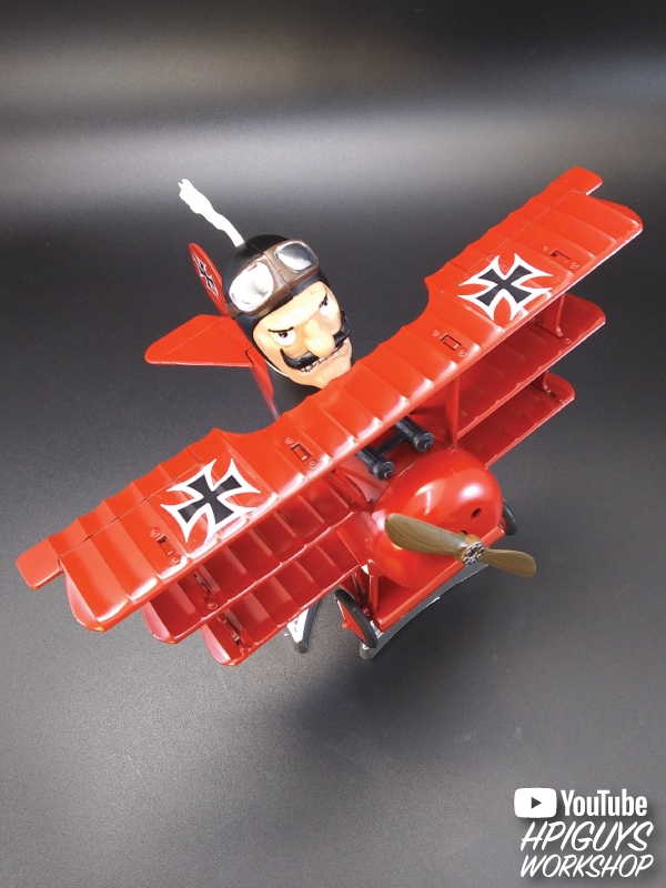 Atlantis 5903 Red Baron and His Fokker Triplane motorized plastic model kit 