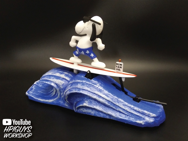 Snoopy is Joe Cool Motorized Model Kit