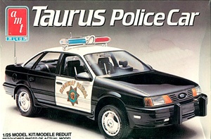 1990 Ford Taurus 4-door Police car (1/25) (fs)