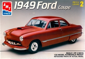 1949 Ford Custom Coupe (1/25) (fs)