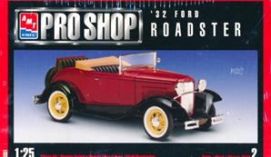 1932 Ford Roadster Pro Shop (1/25) (fs)