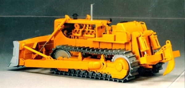 1/25 AMT #1086/06 Construction Bulldozer Model Kit , Mint , Factory Sealed  Box 849398020333