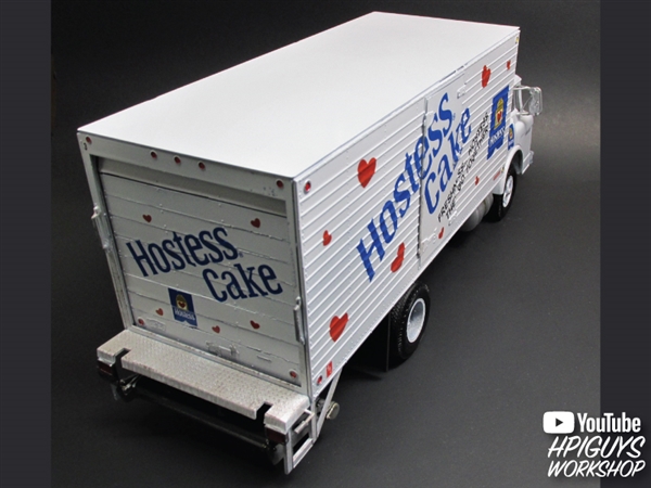 AMT 1139 Hostess Ford C600 City Delivery Truck F/s Model Kit for sale online 