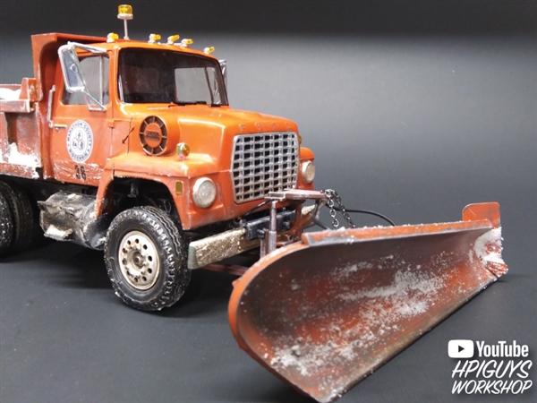 Details about   AMT Snow Plow Ford LNT-8000 1:25 Scale Plastic Model Kit 1178 Factory Sealed Box 