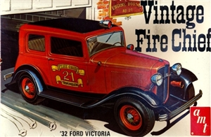 1932 Ford Vicky "Vintage Fire Chief" (3 'n 1) (1/25) (si)