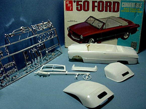 Details about   AMT 1950 FORD CONV SHOWBOAT CUSTOMIZING KIT 1 IN 3 1/25 CCAMI