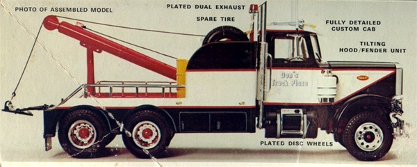 Peterbilt Wrecker (1/25)