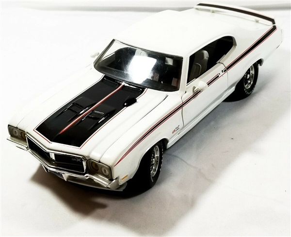 1970 Buick GSX 455 American Classic 1:24 scale premium die-cast model hobby car 