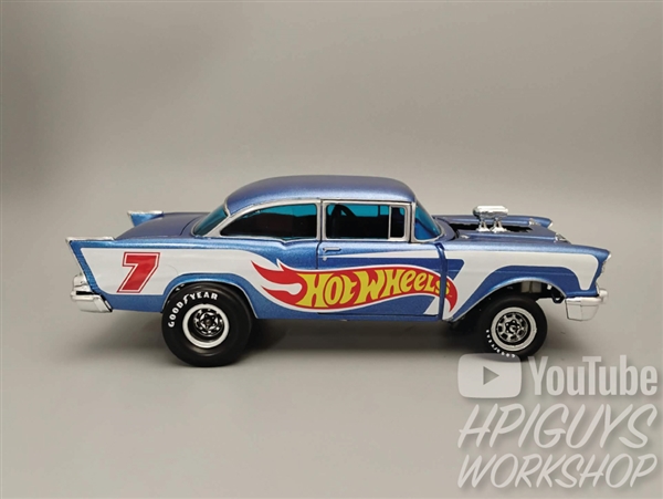 Hot Wheels 1957 Chevy Sedan Flip Nose