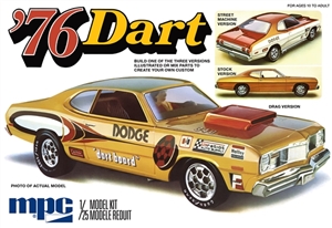 1976 Dodge Dart Sport (3 'n 1) (1/25) (fs) Damaged Box