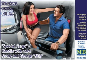 "Special Cargo" Handle with care Sandy and George "Skip" Figures (1/24)
