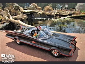 Classic 1966 Batmobile with Batman and Robin Figures (Snap) (1/25) (fs)