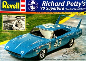 1970 Plymouth Superbird (2 'n 1) with Richard Petty Decals (1/24) (fs)