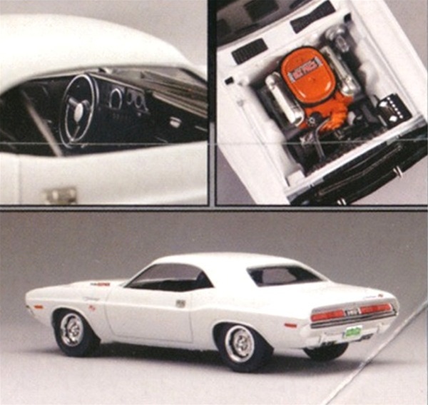 1970 Dodge Challenger R/T Vanishing Point Fluchtpunkt 1:25 AMT Model Kit AMT942