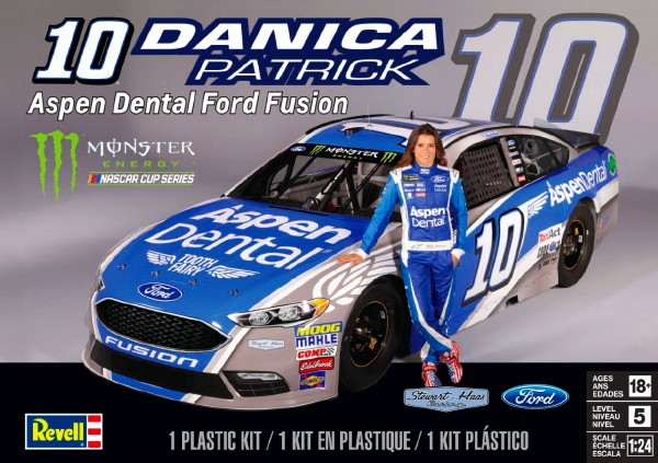 2017 Danica Patrick TaxAct Ford Fusion NASCAR MENCS postcard 