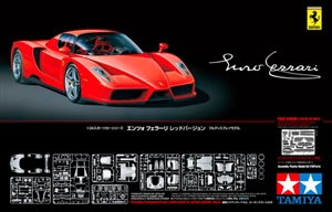 Enzo Ferrari with Detail Set (1/24) (fs)