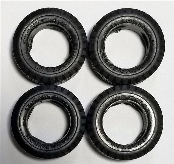 1:25 Dually Wheel & Tire 8 Lug GoodYear Tracker Tires Detail Front & Back Diesel